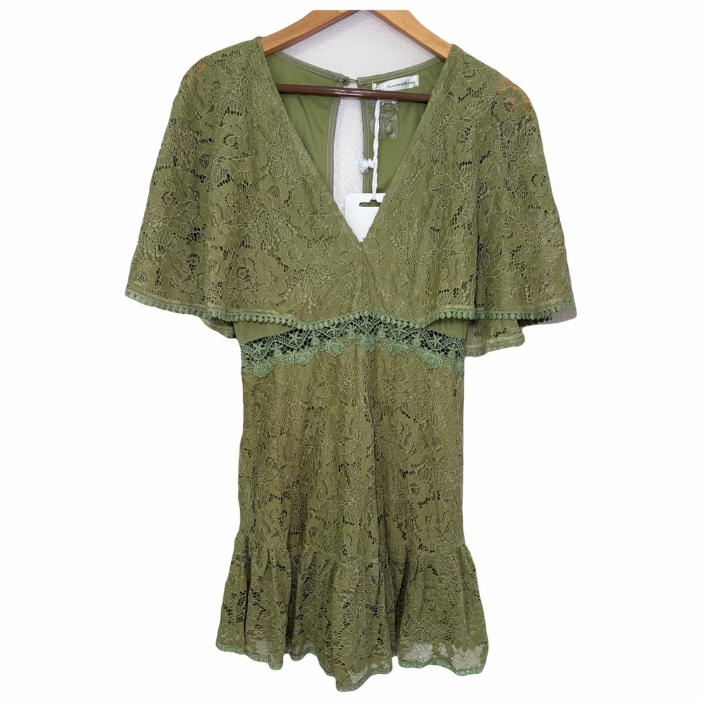 NWT Here Comes The Sun Cape Sleeve Lace Dress Khaki Olive Lace Mini Dress large